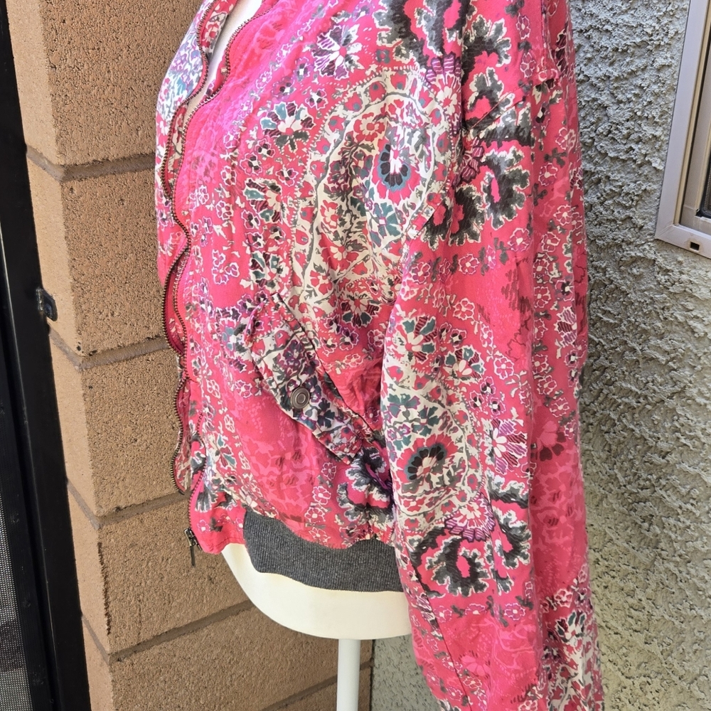 Free People Pink Quilted Floral Bomber Jacket Zip Up - Picture 7 of 12